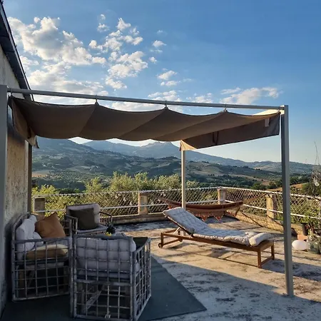 Rustic House With Great Views Of The Mountains Vicoli