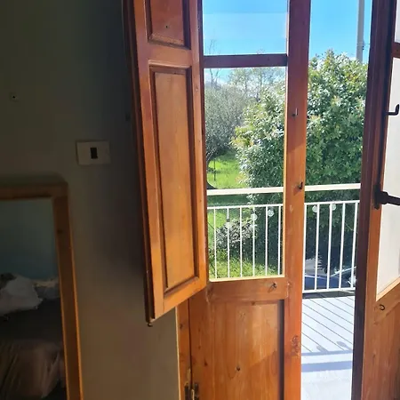 Rustic House With Great Views Of The Mountains *