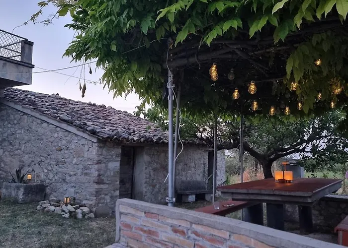 Rustic House With Great Views Of The Mountains *