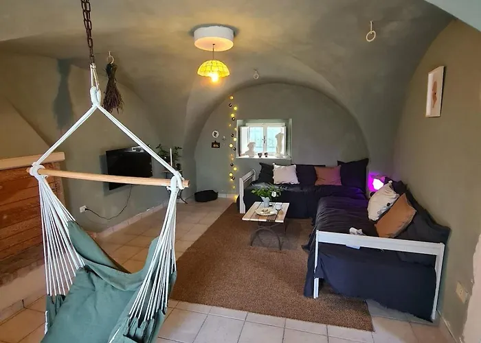 Rustic House With Great Views Of The Mountains *