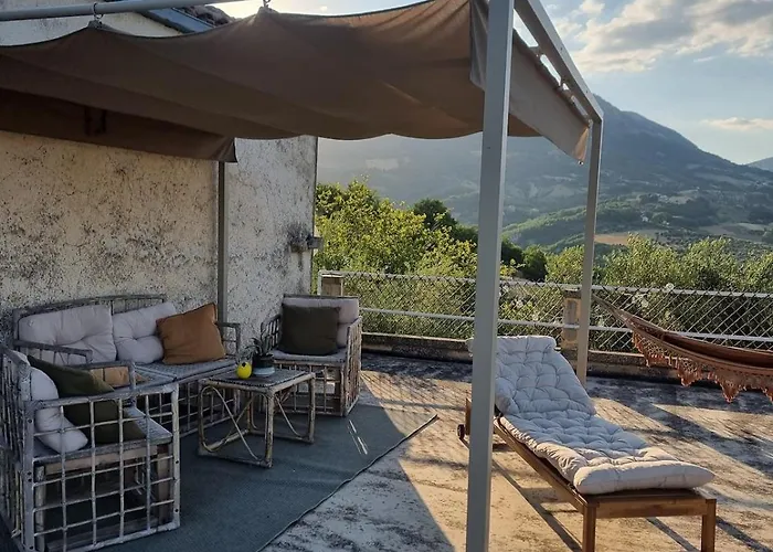 Rustic House With Great Views Of The Mountains 別荘 *